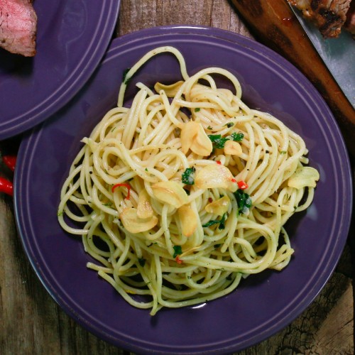 21-Clove Garlic Spaghetti